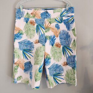 Counterparts Pull on Stretch Bermuda Shorts - Size Large